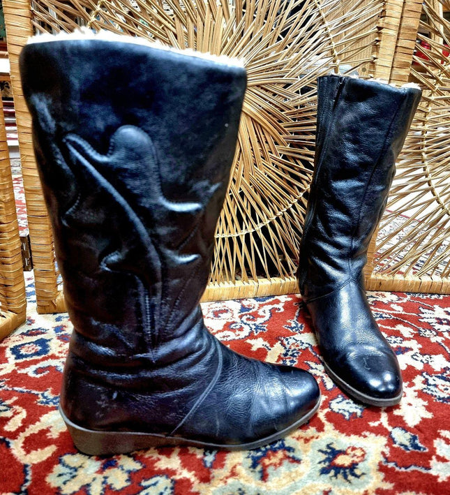 Vintage Boots - Yatva