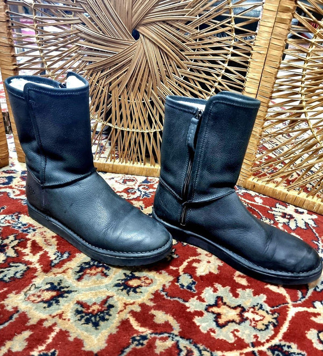 Vintage Boots - Yatva