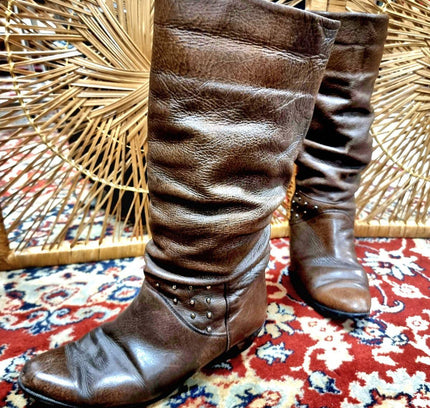 Vintage Boots - Yatva