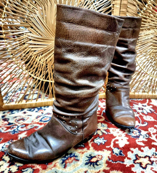 Vintage Boots - Yatva