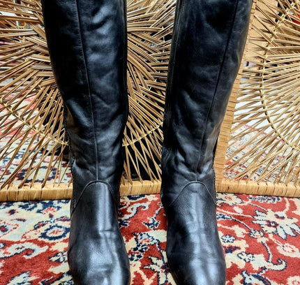 Vintage Boots - Yatva