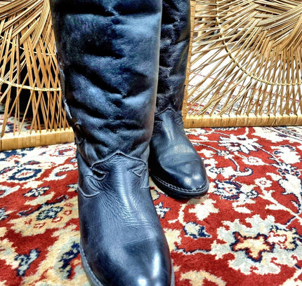 Vintage Boots - Yatva