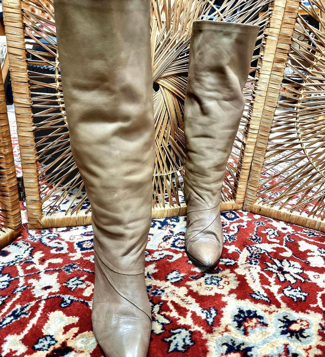 Vintage Boots - Yatva