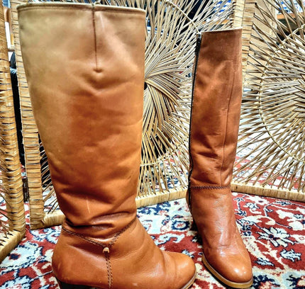 Vintage Boots - Yatva