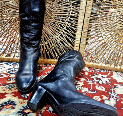 Vintage Boots - Yatva