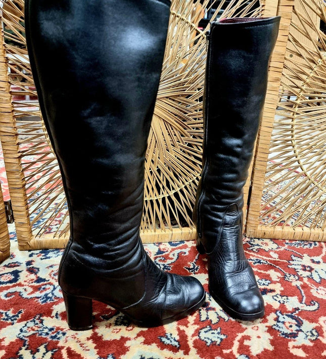 Vintage Boots - Yatva