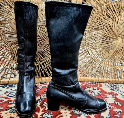 Vintage Boots - Yatva