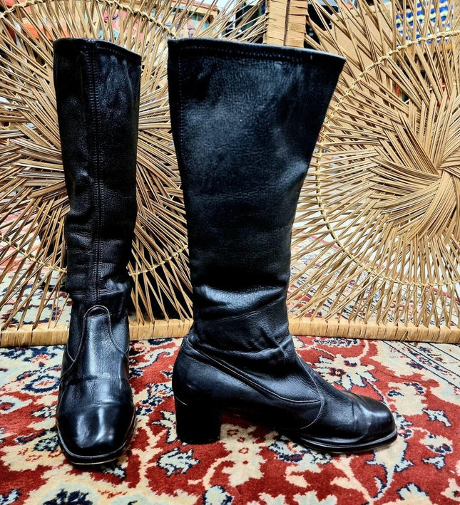 Vintage Boots - Yatva