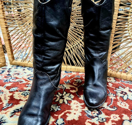 Vintage Boots - Yatva