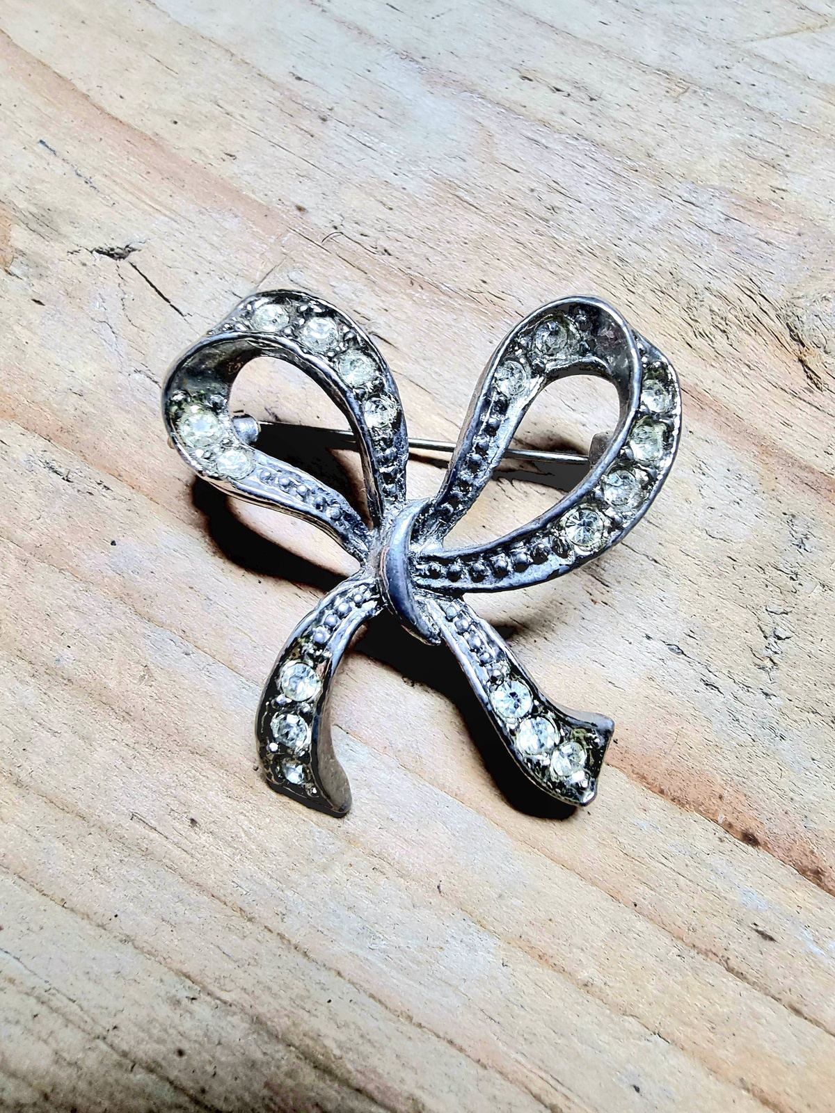 Vintage Bow Brooch