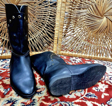 Vintage Brand New 80's boots - Yatva