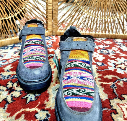 Vintage Brand New Bass Ankle Boots - Yatva