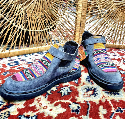 Vintage Brand New Bass Ankle Boots - Yatva