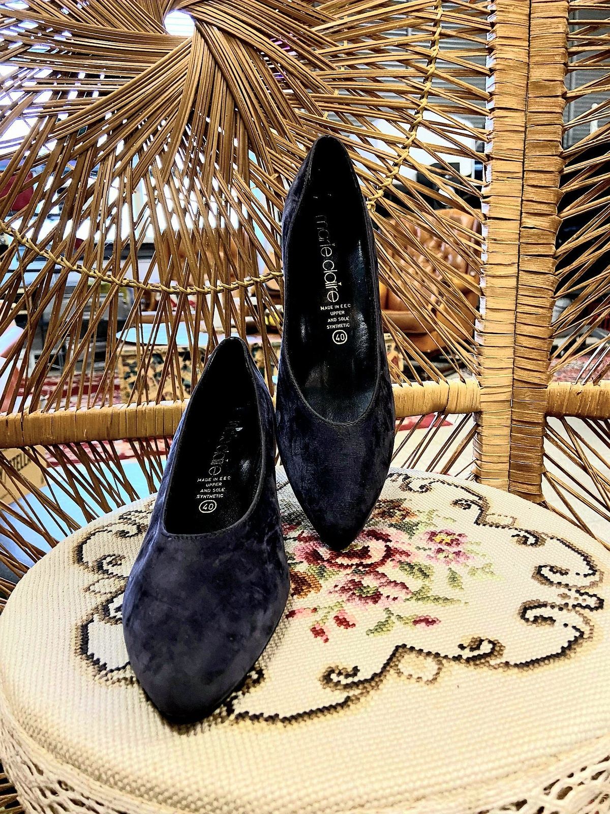 Vintage discount brand shoes