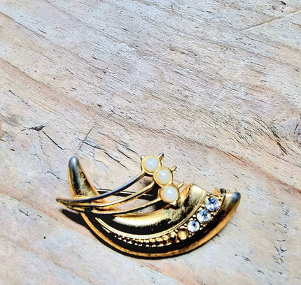 Vintage Brooch - Yatva
