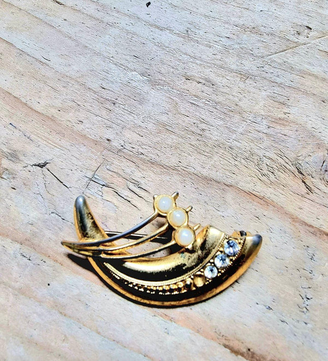 Vintage Brooch - Yatva