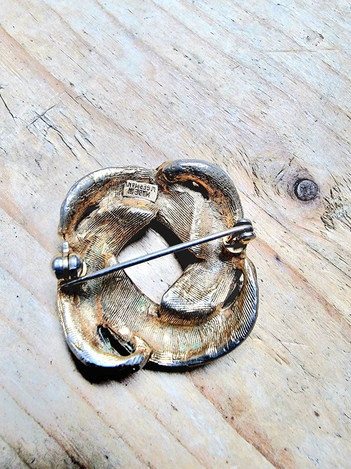 Vintage Brooch