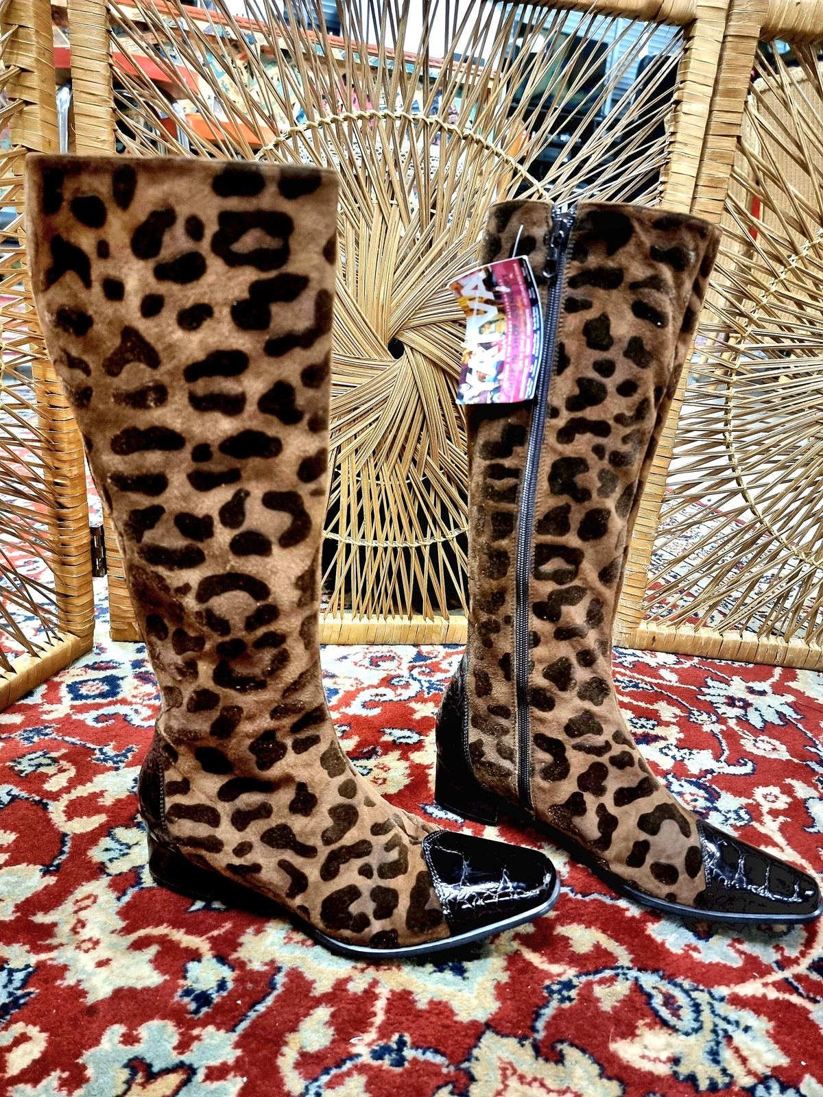 Vintage Brunella Leopard Print Boots