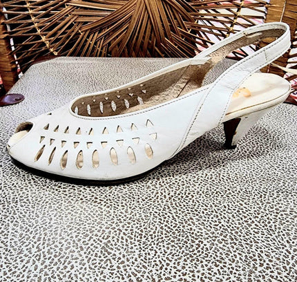 Vintage Cendry Slingback Shoes - Yatva