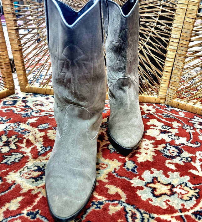 Vintage Cowboy Boots - Yatva