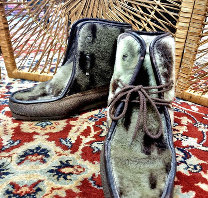 Vintage Davos Fake Fur Ankle boots - Yatva