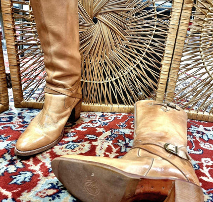 Vintage Dr Adam's Boots - Yatva