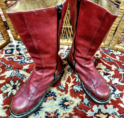 Vintage Dr. Martens Boots - Yatva