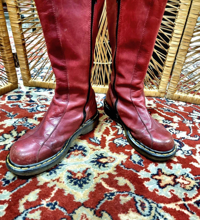 Vintage Dr. Martens Boots - Yatva