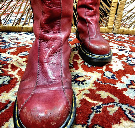 Vintage Dr. Martens Boots - Yatva