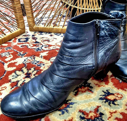Vintage Gabor Ankle Boots - Yatva