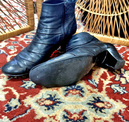 Vintage Gabor Ankle Boots - Yatva