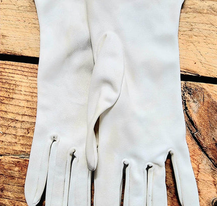 Vintage Gloves - Yatva