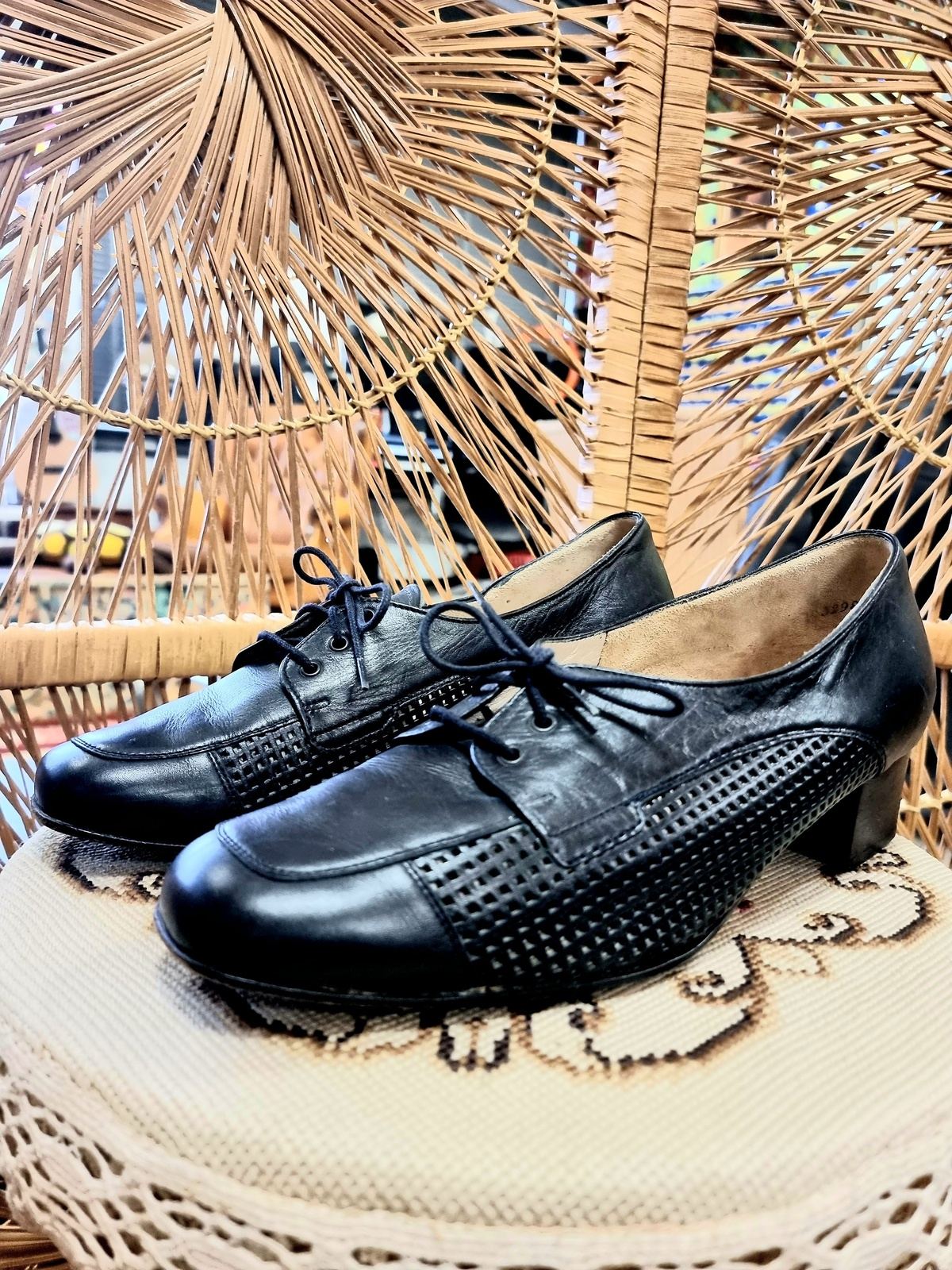 Vintage Hassia Brogue Shoes
