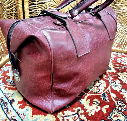 Vintage Holdall Weekend Bag - Yatva