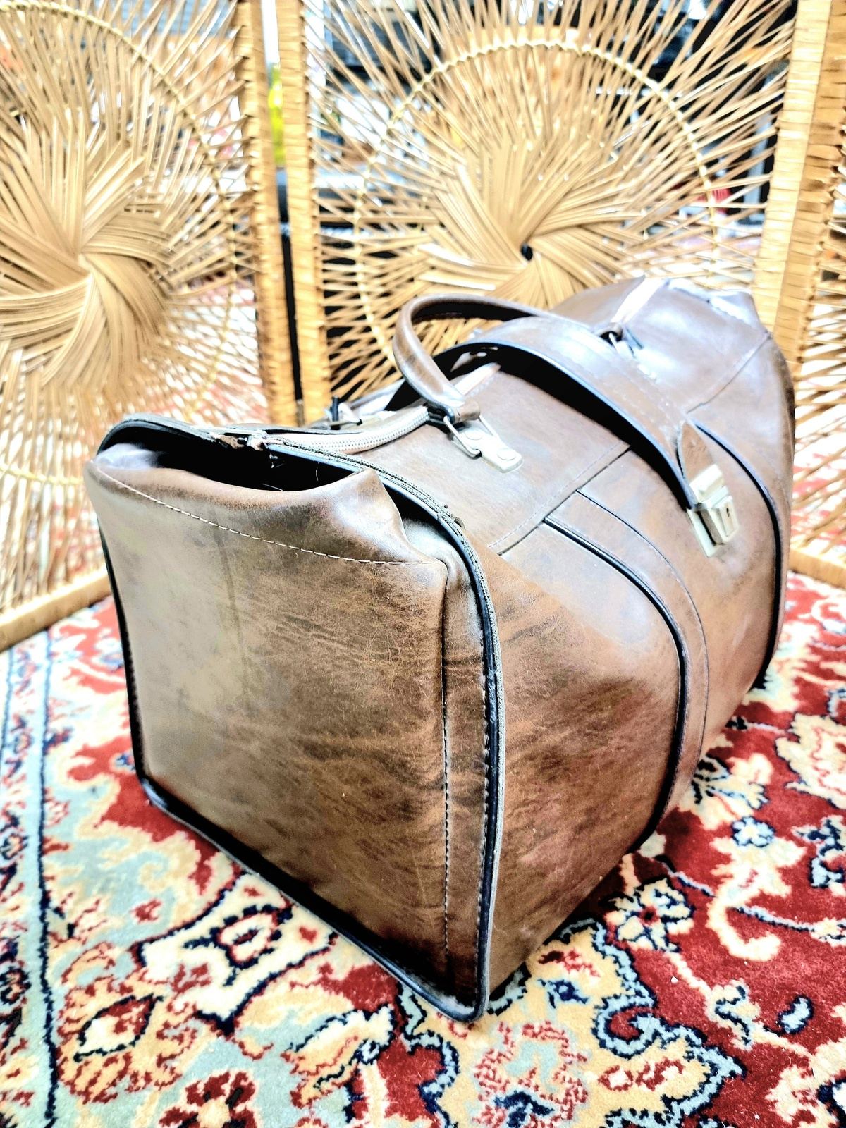 Vintage Holdall Weekend Bag