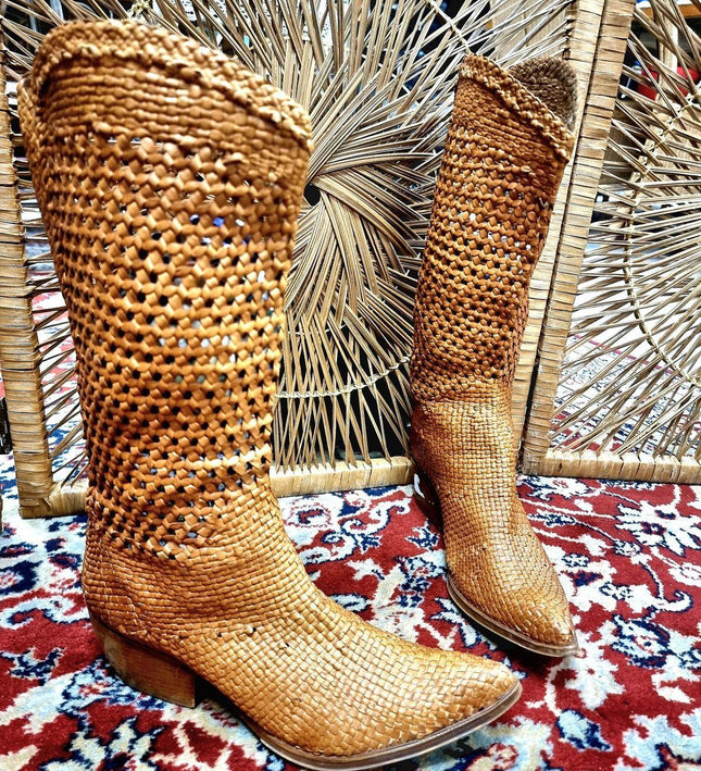 Vintage Le Ballon Weave Cowboy Boots - Yatva