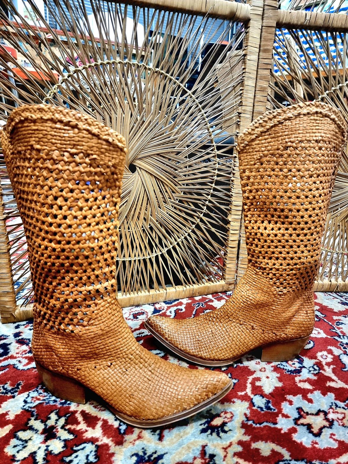 Vintage Le Ballon Weave Cowboy Boots