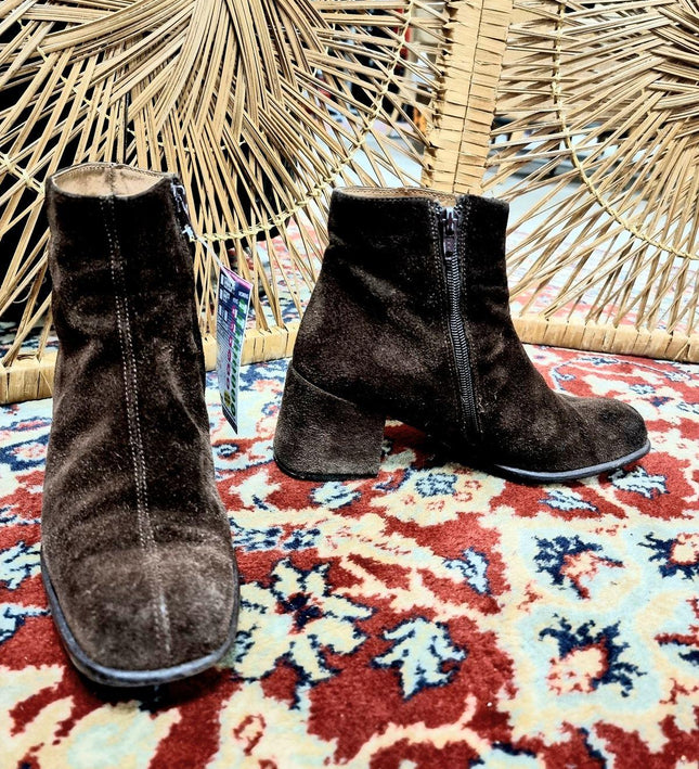 Vintage Manfield Ankle Boots - Yatva