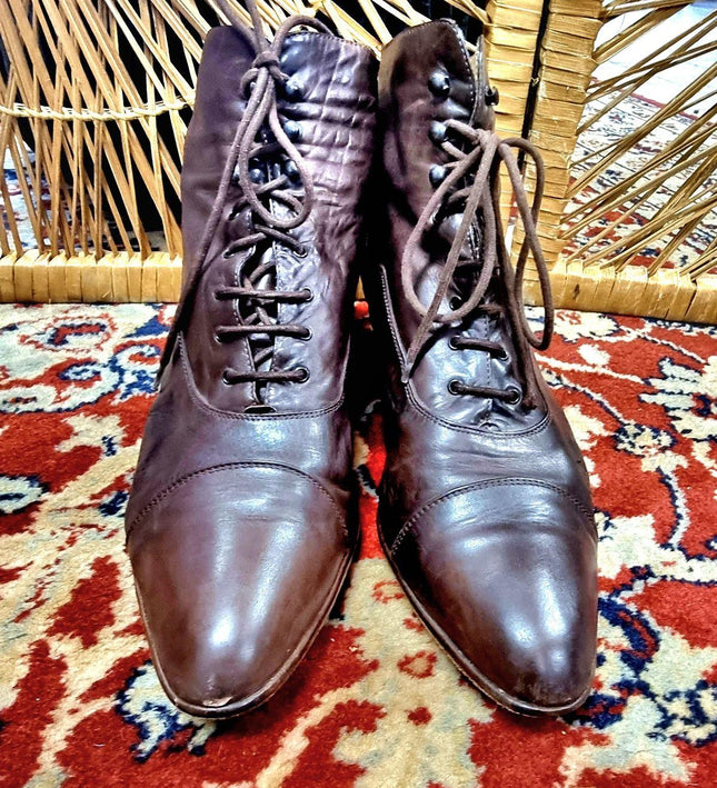 Vintage Maripe Ankle Boots - Yatva