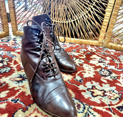 Vintage Maripe Ankle Boots - Yatva
