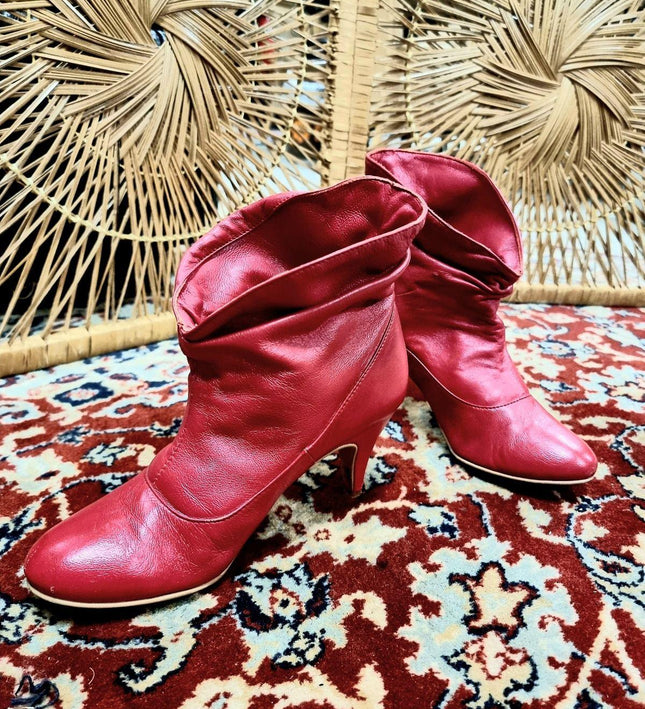 Vintage Monshoe Ankle Boots - Yatva
