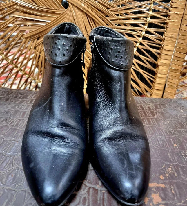 Vintage Prentiss Ankle Boots - Yatva