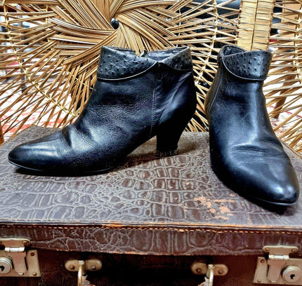Vintage Prentiss Ankle Boots - Yatva