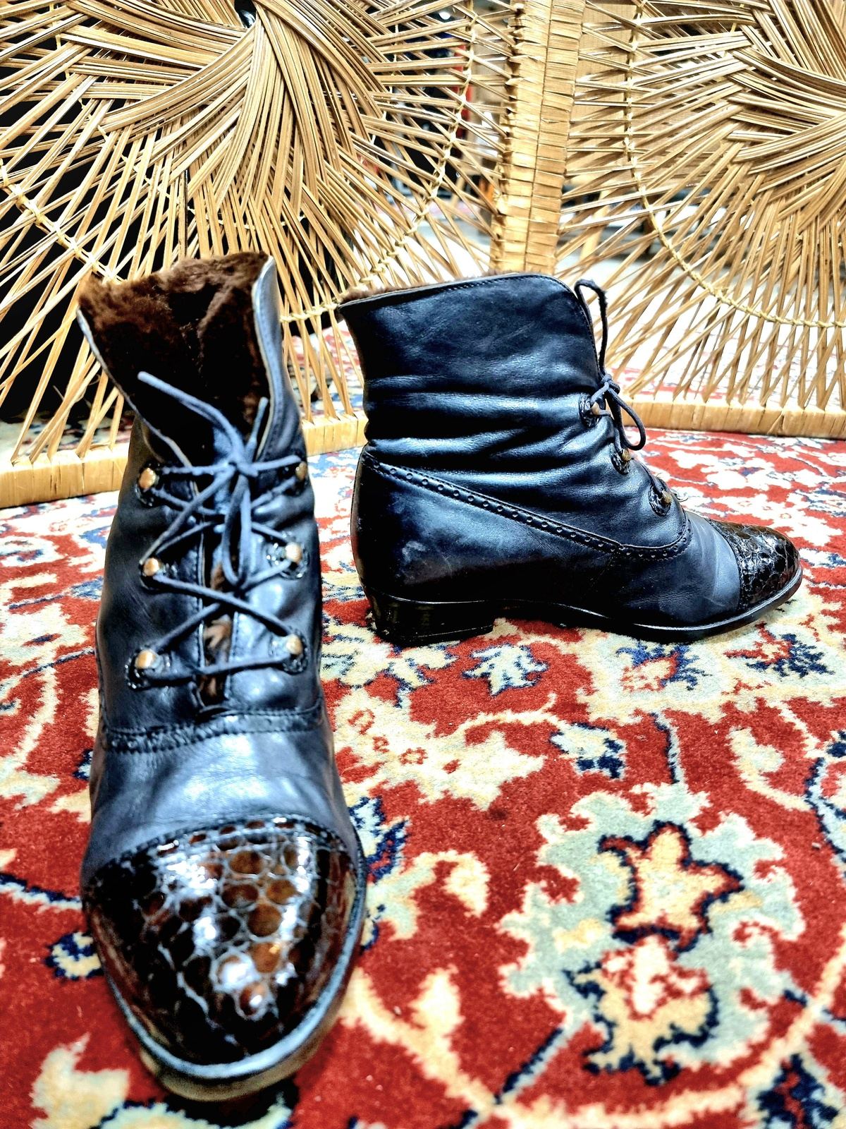 Vintage Remonte Ankle boots