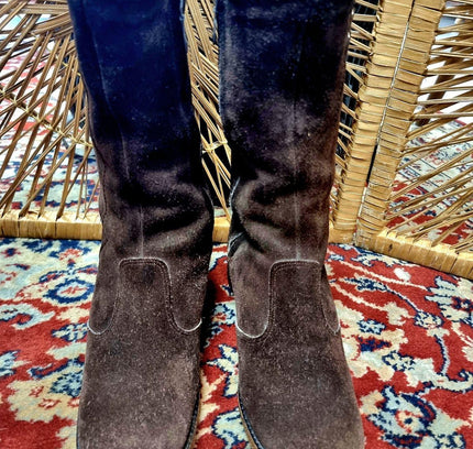 Vintage Suede Boots - Yatva