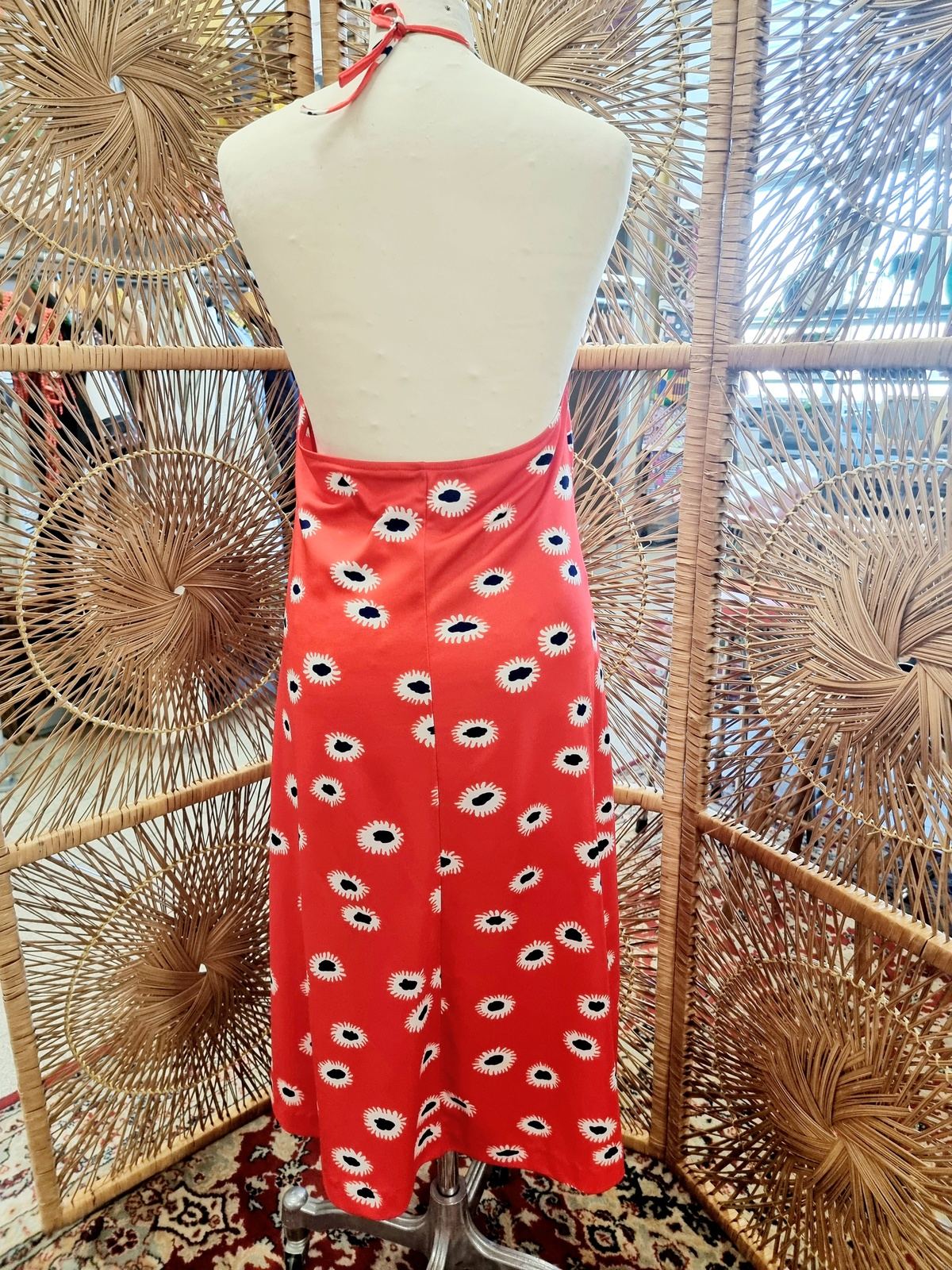 Vintage Svelta body fashion dress