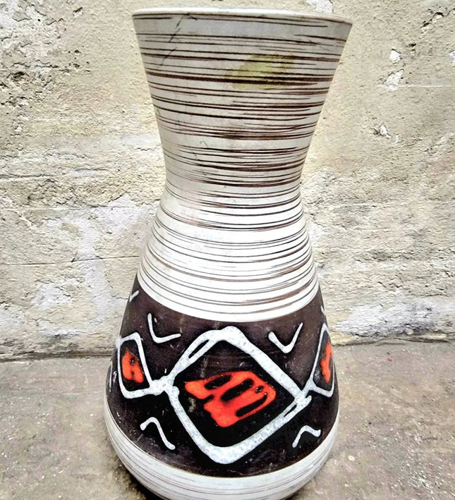 Vintage West Germany Vase - Yatva