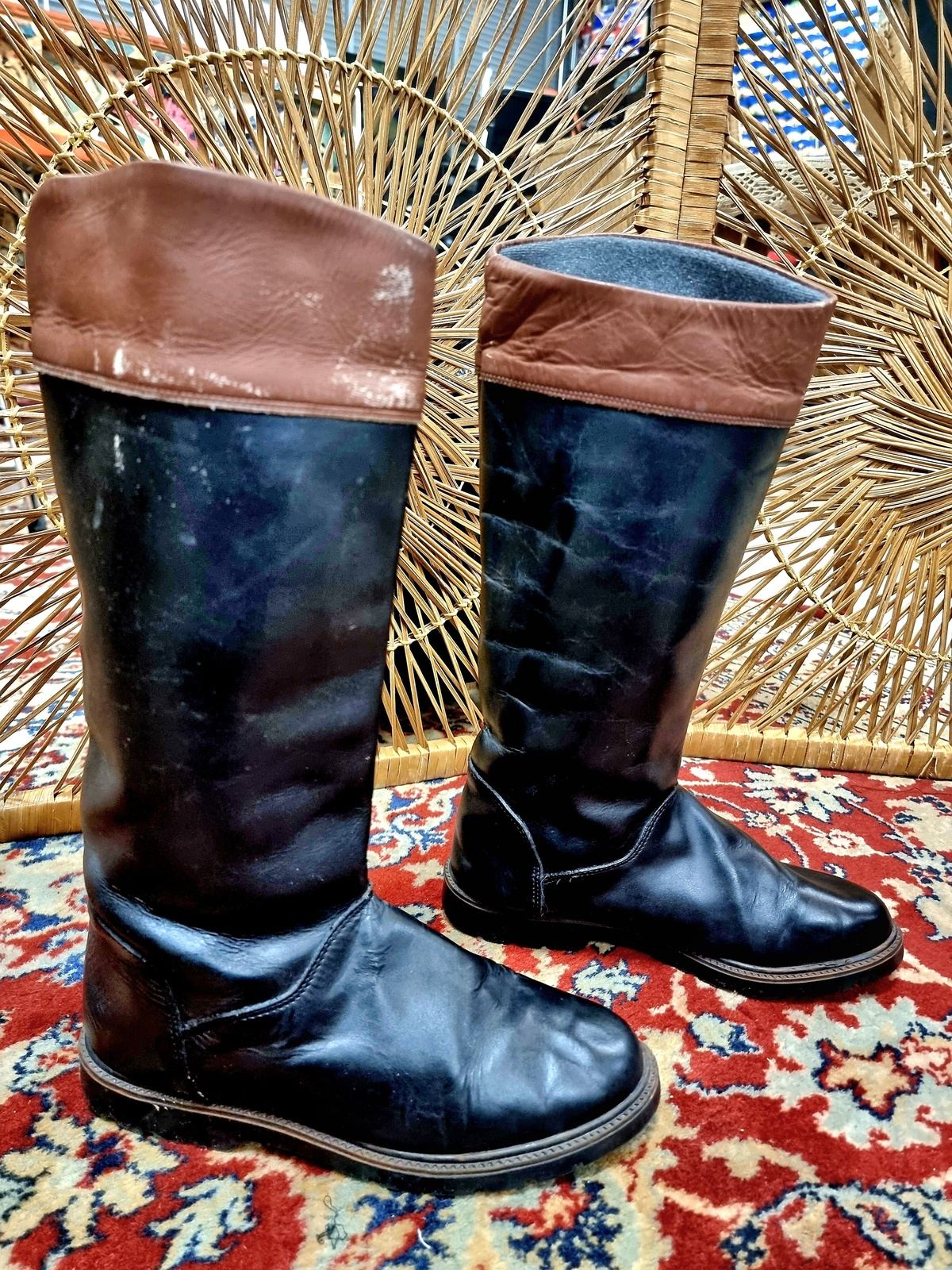 Vintage Wild Cat Boots